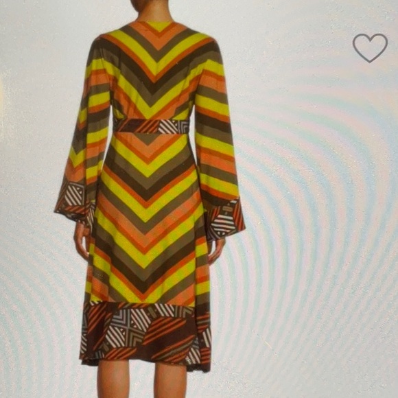 Truth by Republic Midi Dress - Picture 2 of 9